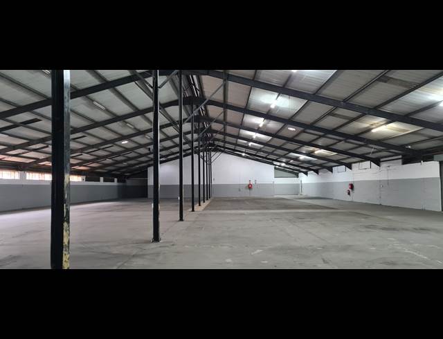 2,506M² WAREHOUSE TO LET IN RIVERSIDE INDUSTRIAL PARK