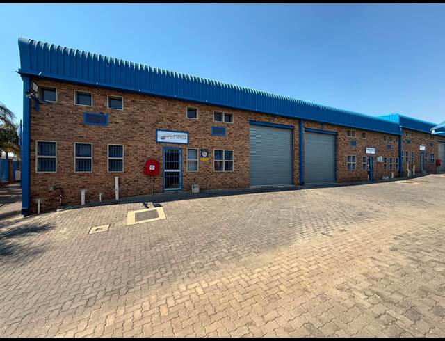 285M² WAREHOUSE TO LET IN LASER PARK