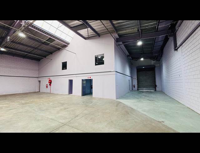 1,053M² WAREHOUSE TO LET IN ROBERTVILLE