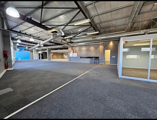 2,000M² OFFICE TO LET IN NORTHGATE BUSINESS PARK