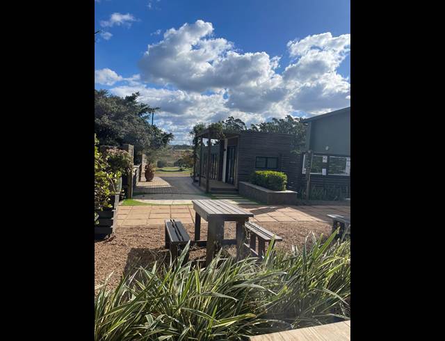 8M² OFFICE TO LET IN BALLITO RURAL