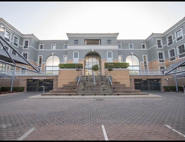 1,901M² OFFICE TO LET IN ILLOVO