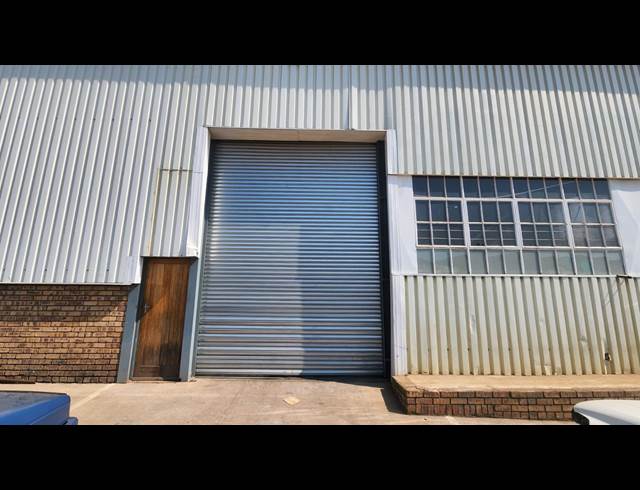 375M² WAREHOUSE TO LET IN ROSSLYN