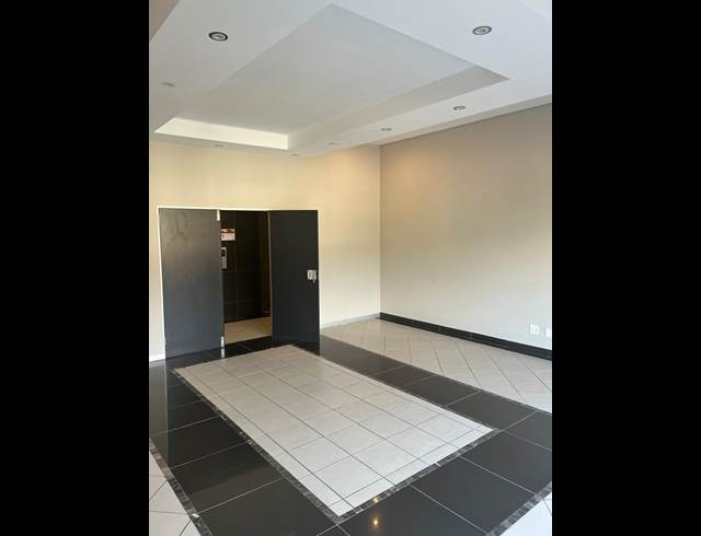 2,395.75M² OFFICE TO LET IN NELSPRUIT EXT 2