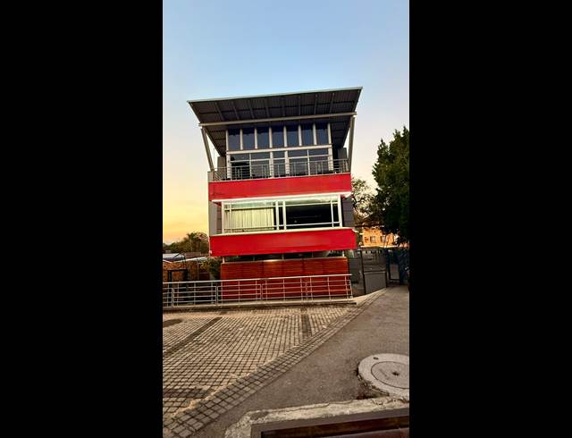 156M² OFFICE TO LET IN NELSPRUIT EXT 2