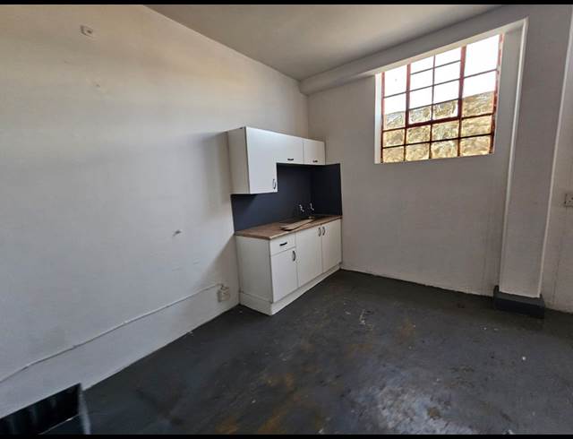 154M² WAREHOUSE TO LET IN STEELEDALE