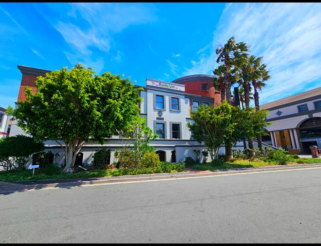 1,175M² OFFICE TO LET IN CENTURY CITY