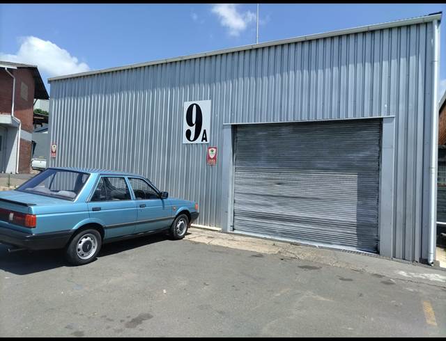 200M² WAREHOUSE TO LET IN PINETOWN CENTRAL
