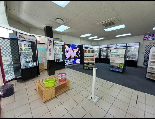 108M² RETAIL TO LET IN BO OAKDALE