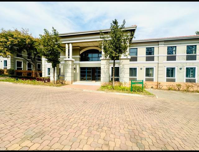 406.63M² OFFICE TO LET IN WOODMEAD