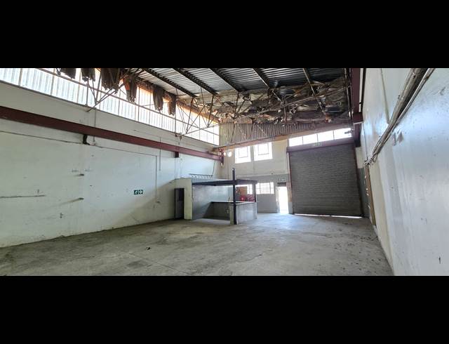 580M² MINI FACTORY TO LET IN STORMILL