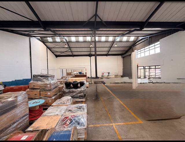 1,152M² WAREHOUSE TO LET IN SAXENBURG PARK 1