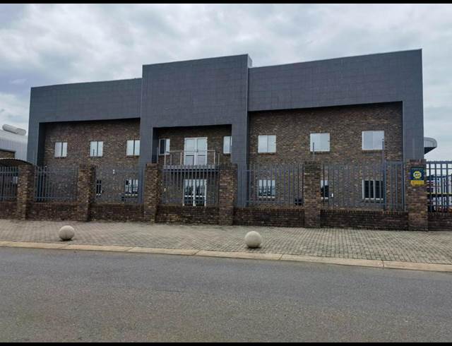 INDUSTRIAL PROPERTY TO RENT IN N4 GATEWAY INDUSTRIAL PARK