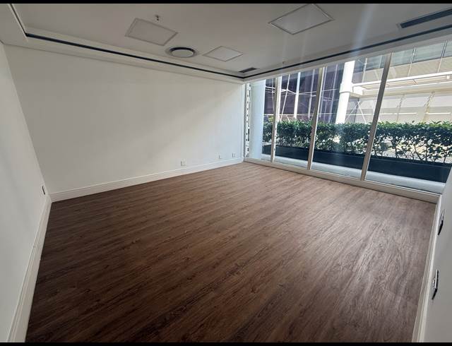 216M² OFFICE TO LET IN ROSEBANK