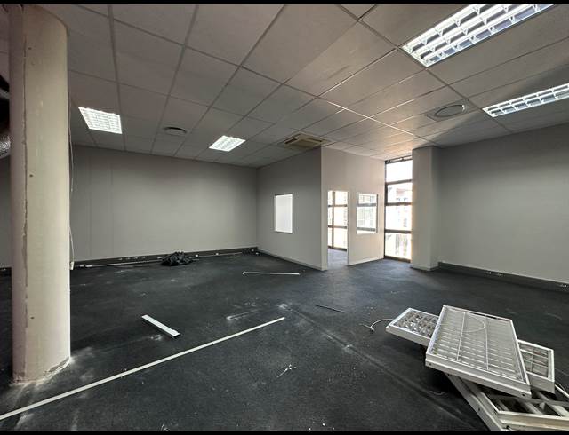 253.90M² OFFICE TO LET IN ECO PARK ESTATE