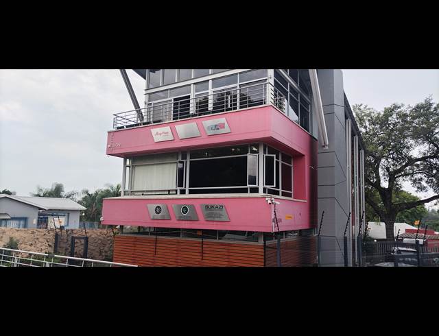 156M² OFFICE TO LET IN NELSPRUIT EXT 2
