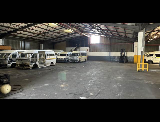 3,909M² WAREHOUSE TO LET IN EPPING INDUSTRIAL