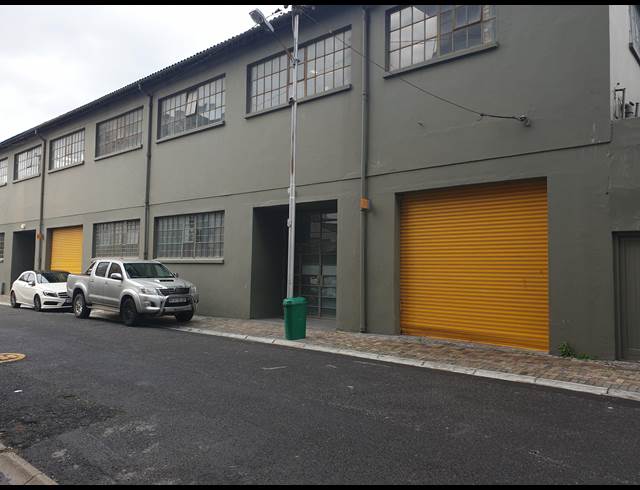 480M² WAREHOUSE TO LET IN SALT RIVER