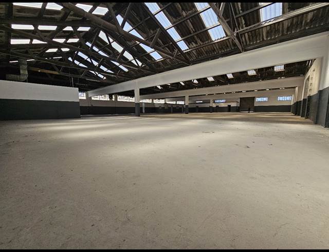 2,356M² WAREHOUSE TO LET IN EPPING INDUSTRIAL