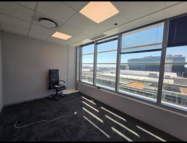 1,685M² OFFICE TO LET IN CAPE TOWN CITY CENTRE
