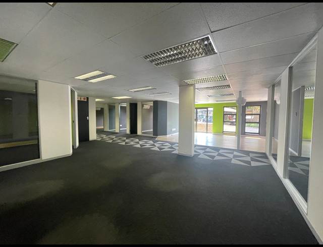 263M² OFFICE TO LET IN HURLINGHAM