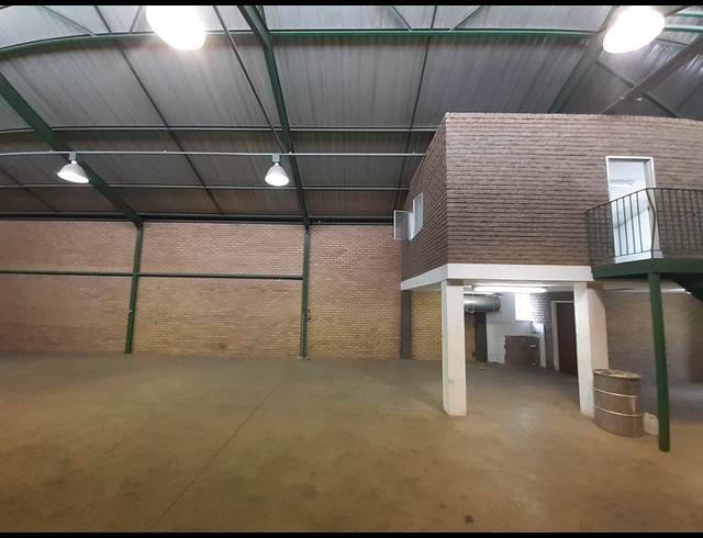 291M² WAREHOUSE TO LET IN ROBERTVILLE
