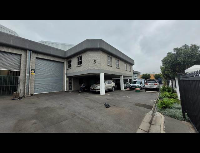 416M² WAREHOUSE TO LET IN KILLARNEY GARDENS