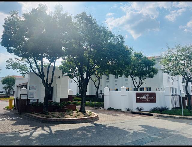1,224M² OFFICE TO LET IN BRYANSTON
