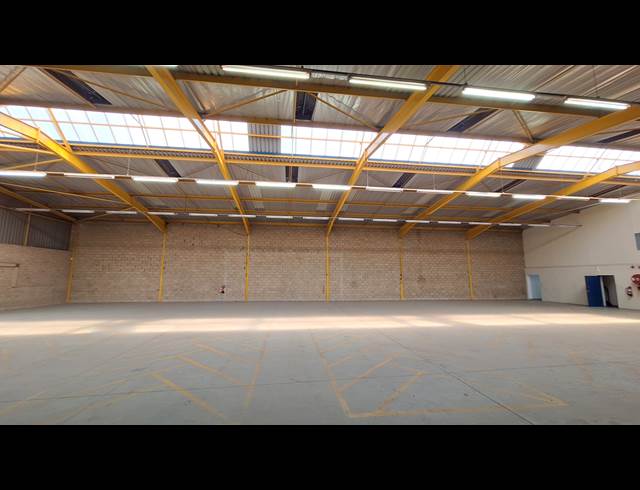 1,046M² WAREHOUSE TO LET IN ROBERTVILLE