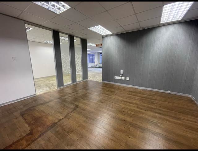 209M² OFFICE TO LET IN ROSEBANK
