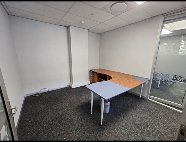 321M² OFFICE TO LET IN CENTURY CITY