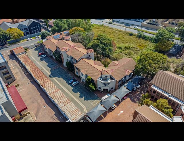 162M² OFFICE TO LET IN FERNDALE
