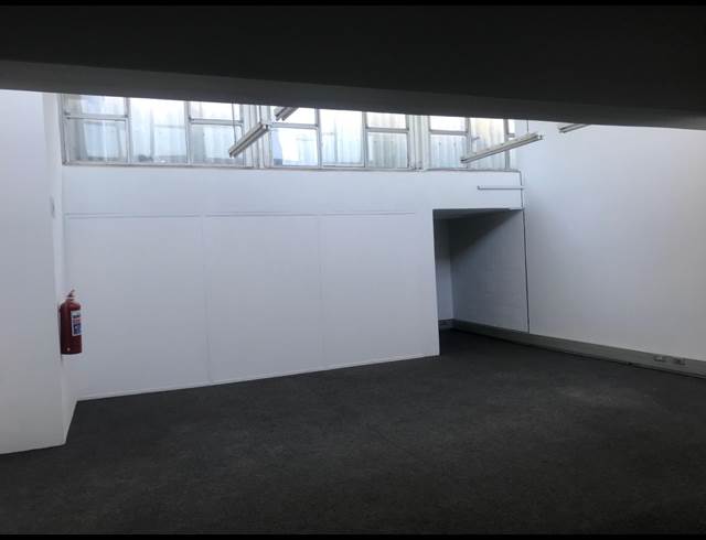 154M² OFFICE TO LET IN STIKLAND INDUSTRIAL