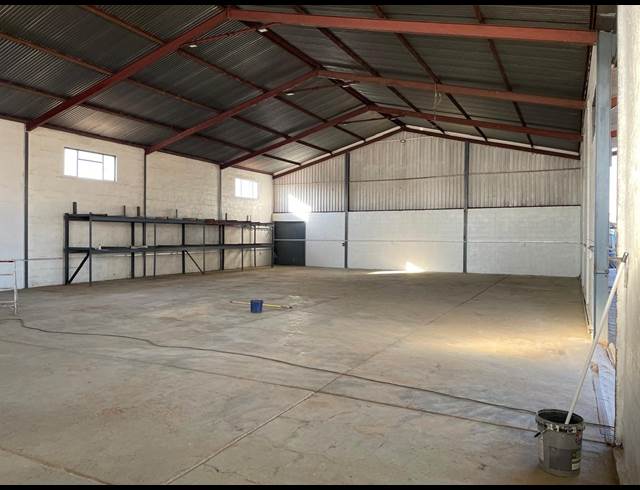400M² WAREHOUSE TO LET IN DAGGAFONTEIN