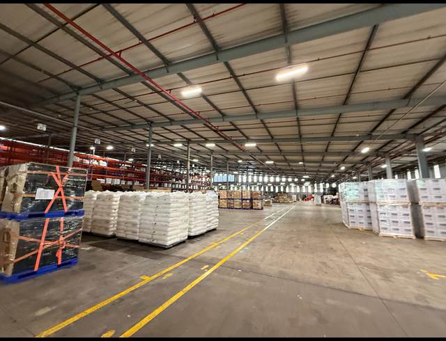 18,865M² WAREHOUSE TO LET IN PROSPECTON INDUSTRIAL