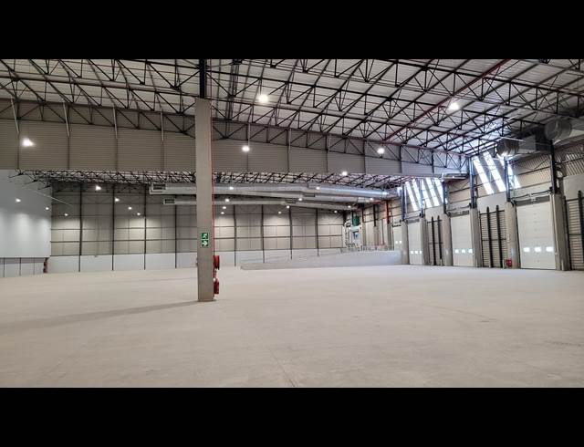 4,375M² WAREHOUSE TO LET IN BLACKHEATH INDUSTRIAL
