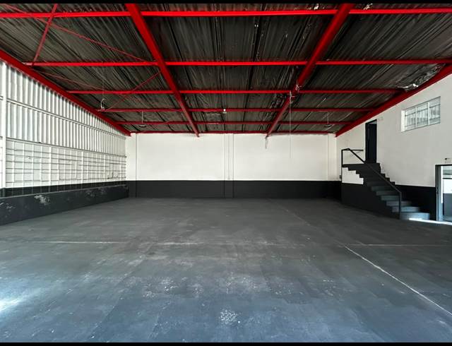 377M² WAREHOUSE TO LET IN WYNBERG