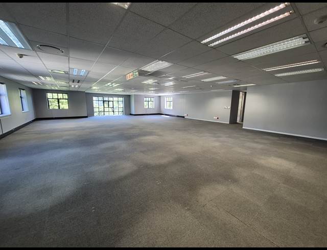 474M² OFFICE TO LET IN SANDTON CENTRAL