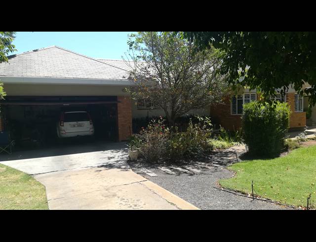 4 bed property to rent in WORCESTER CENTRAL