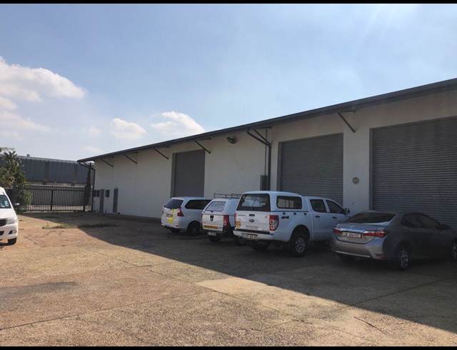 860M² WAREHOUSE TO LET IN BLACKHEATH INDUSTRIAL
