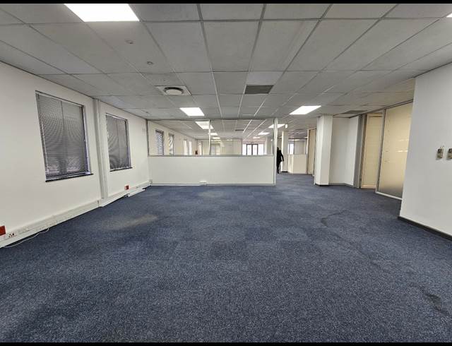 342M² OFFICE TO LET IN CENTURY CITY