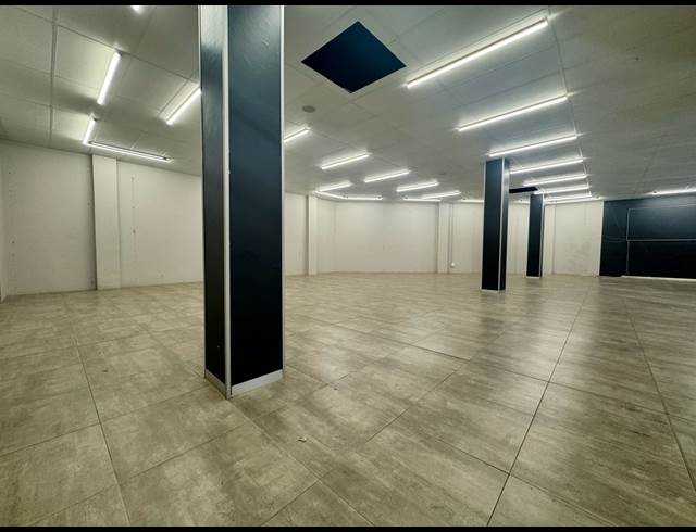 400M² RETAIL TO LET IN VERULAM RURAL