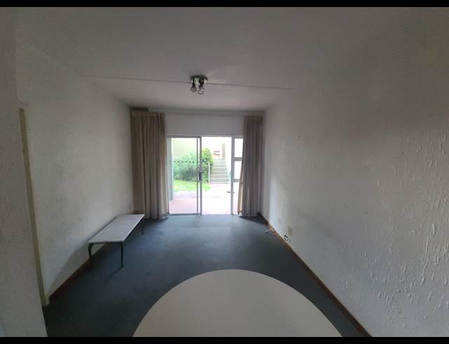 1 BEDROOM APARTMENT TO LET IN GLENHAZEL