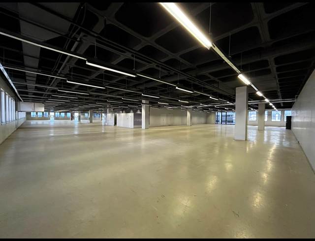 2,420.47M² RETAIL TO LET IN EASTGATE