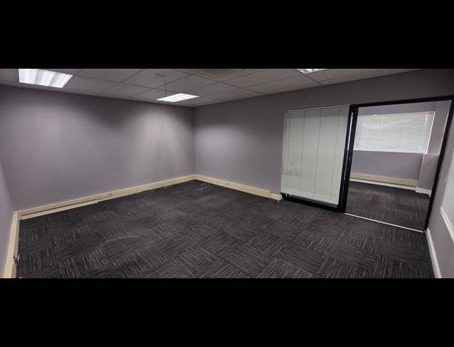186M² OFFICE TO LET IN NELSPRUIT EXT 2