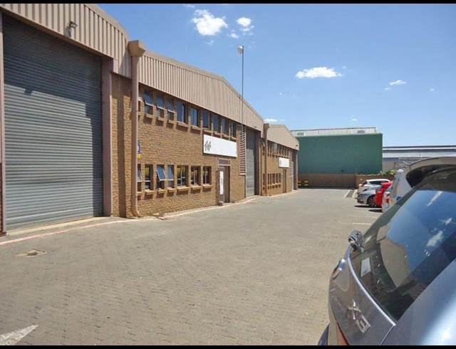 423M² WAREHOUSE TO LET IN MEADOWDALE
