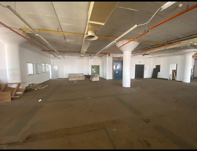 2,000M² WAREHOUSE TO LET IN INDUSTRIA NORTH