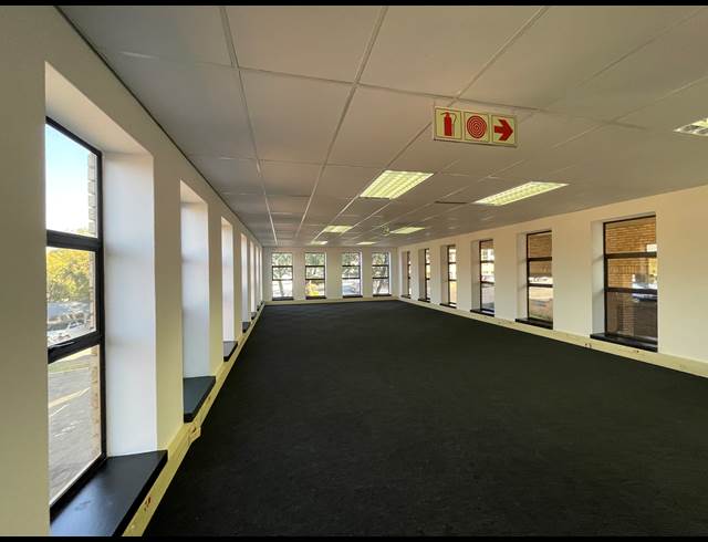 277M² OFFICE TO LET IN HURLINGHAM