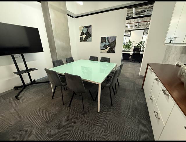 71M² SERVICED OFFICE TO LET IN ROSEBANK