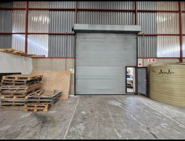 450M² WAREHOUSE TO LET IN KEW